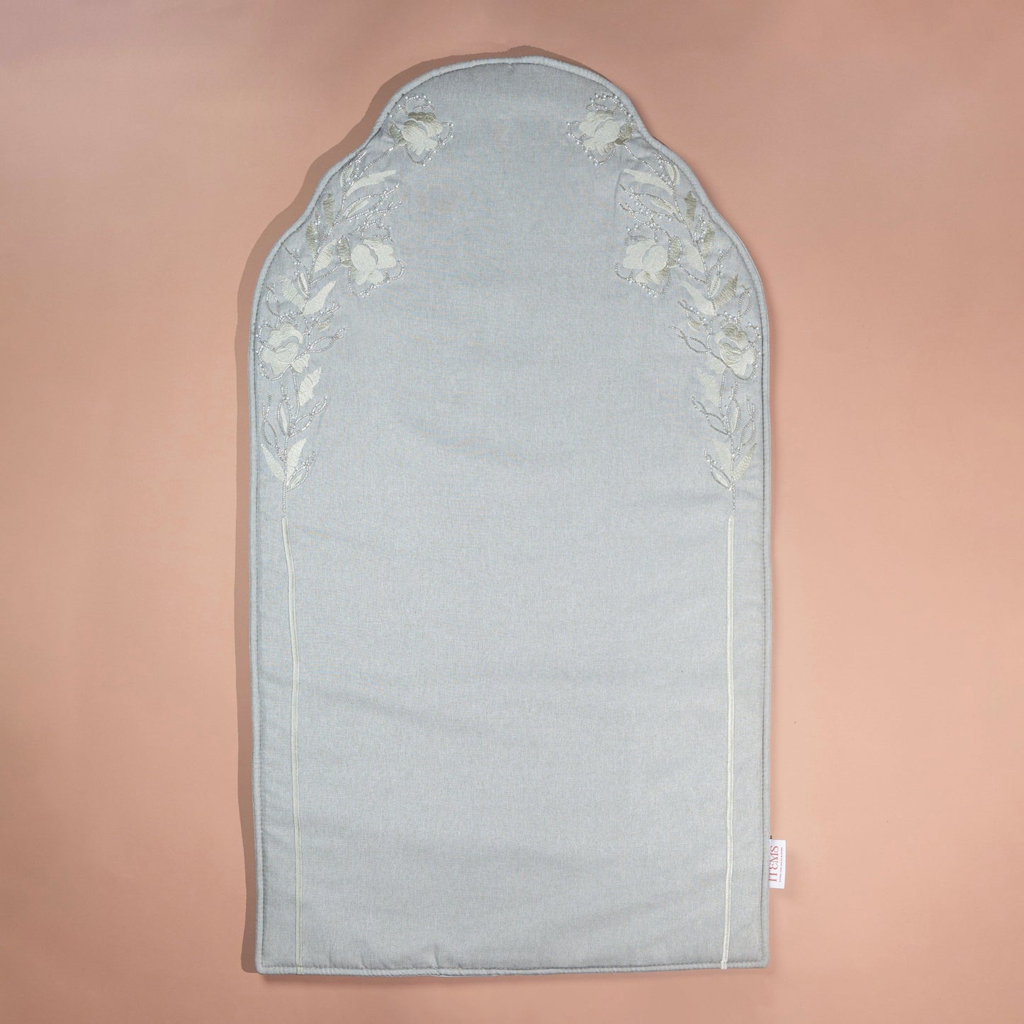 embroidery prayer mat