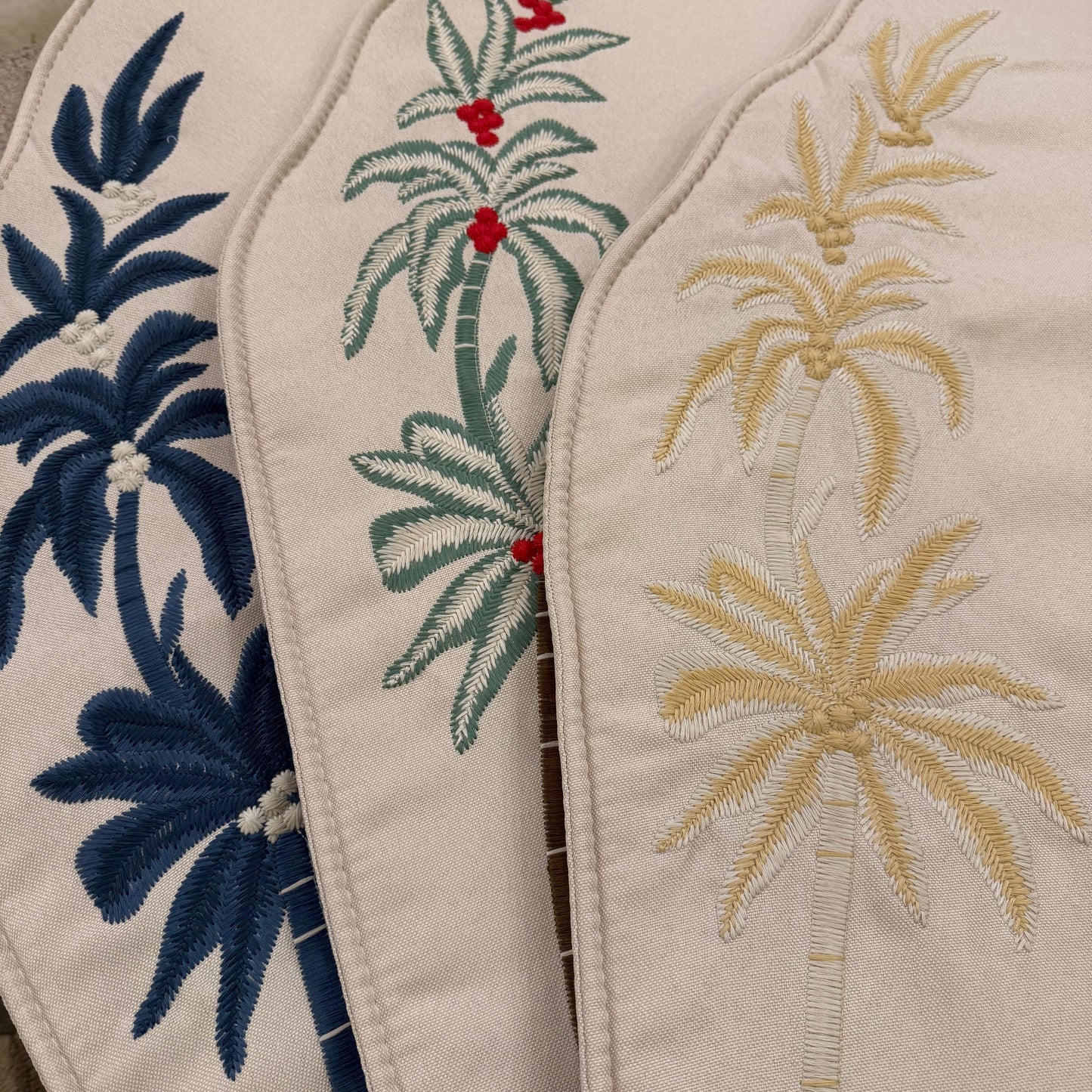 Luxury Palm Embroidery Prayer Mat