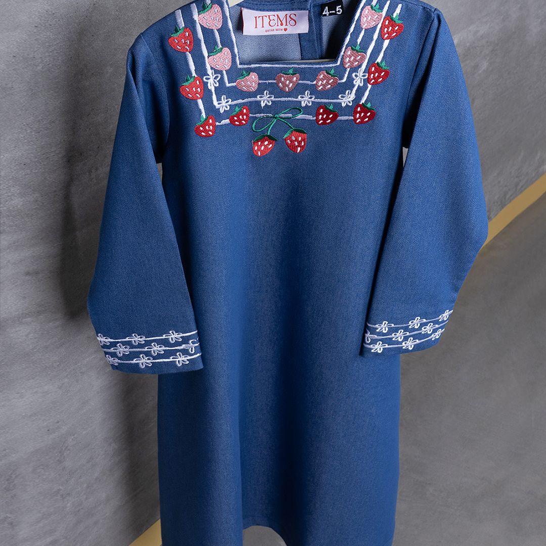 Strawberry 🍓- denim blue